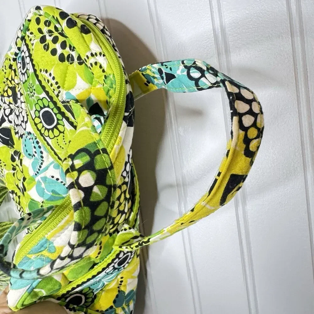 VERA BRADLEY Lime's Limes Up Good Book Bible Cover Floral Green Yellow Teal